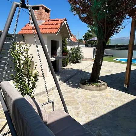 Angela Holiday home